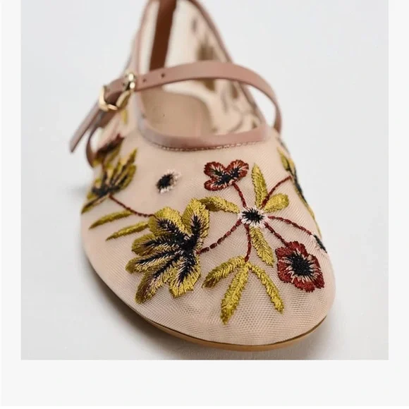 Embroidered Floral Mesh Ballet Flats - Picture 2 of 7